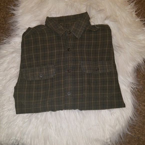 Other - Set of 2 Men's Flanel Warm shirts